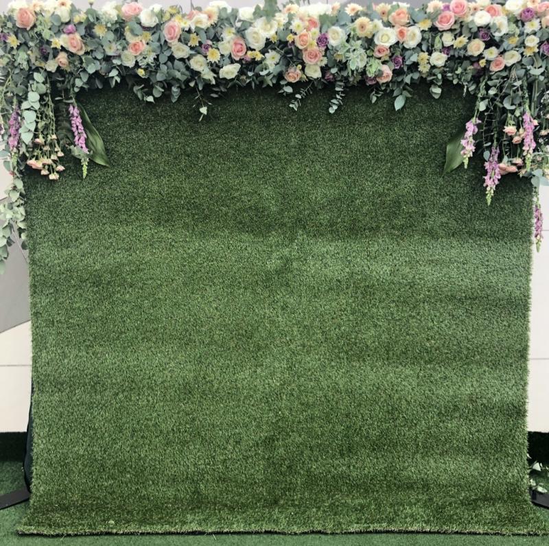 Fresh Flower Wall With Grass Backdrop | Services | , Barbeque Downs ...